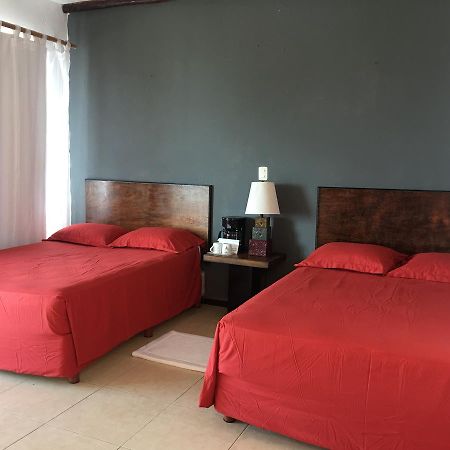 Hotel Arenas Mahahual Eksteriør billede