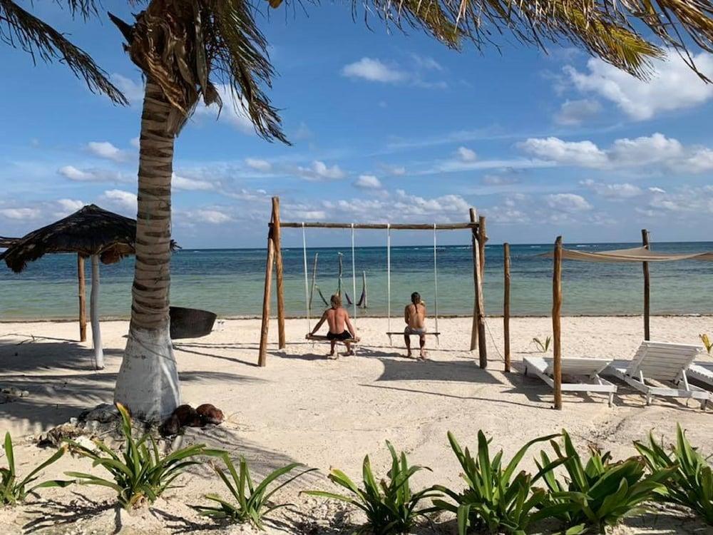 Hotel Arenas Mahahual Eksteriør billede
